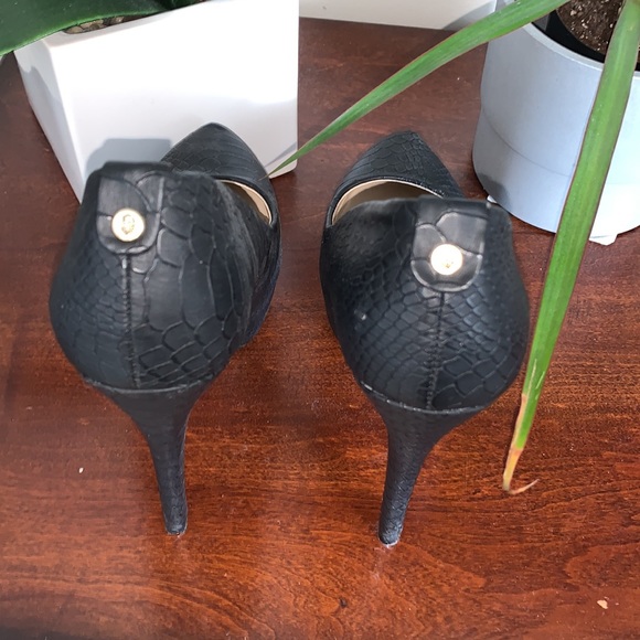 Black Platform Heels - Picture 4 of 10